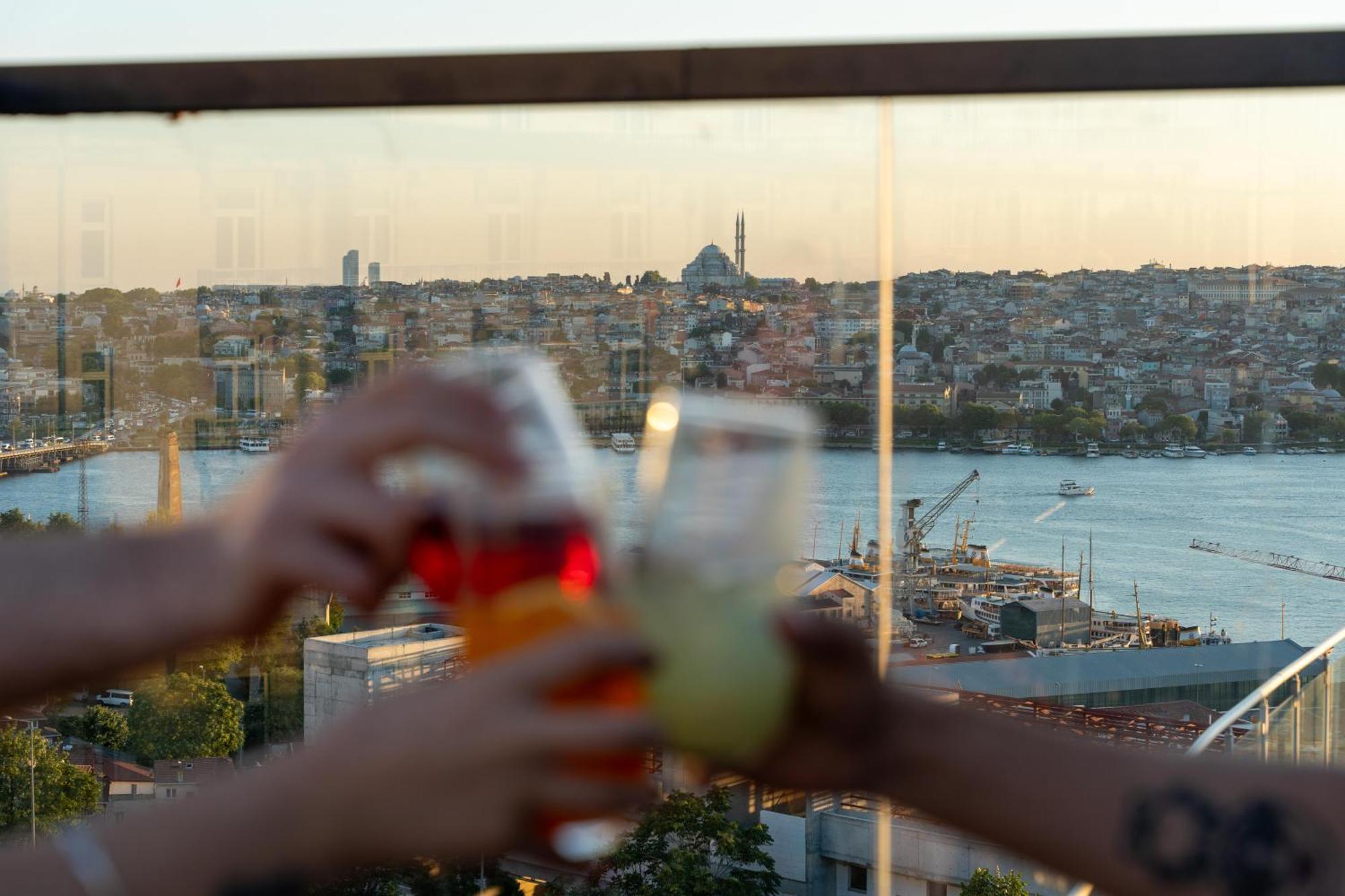 The Central House Galata Стамбул